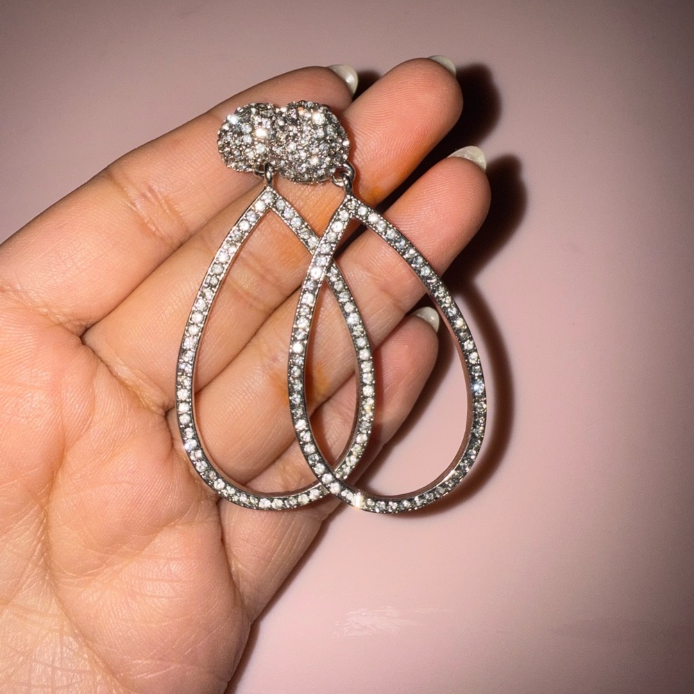Elegant Silver Teardrop Earrings